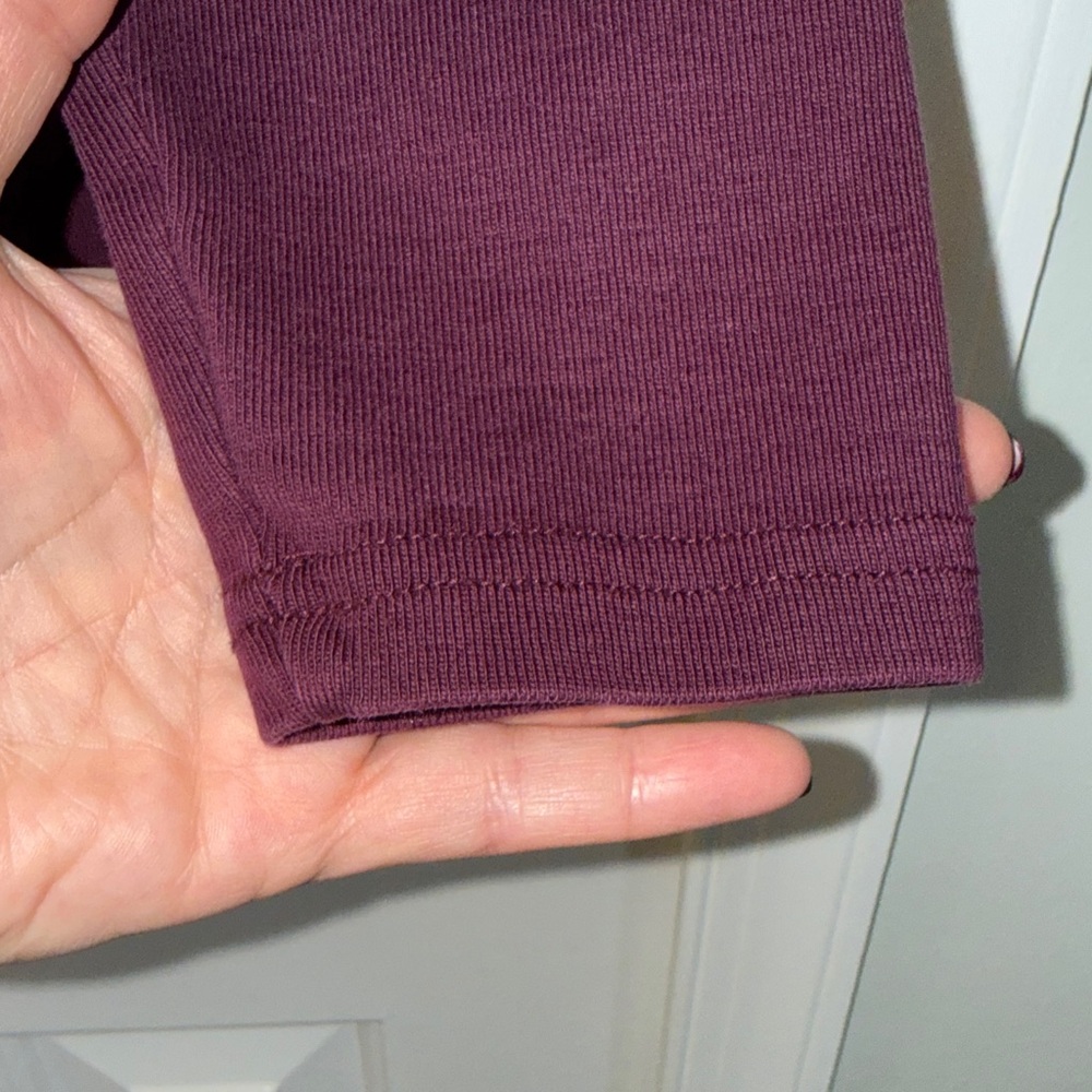 Eddie Bauer Deep Burgundy V-Neck Long Sleeve Top size Medium - Picture 8 of 13